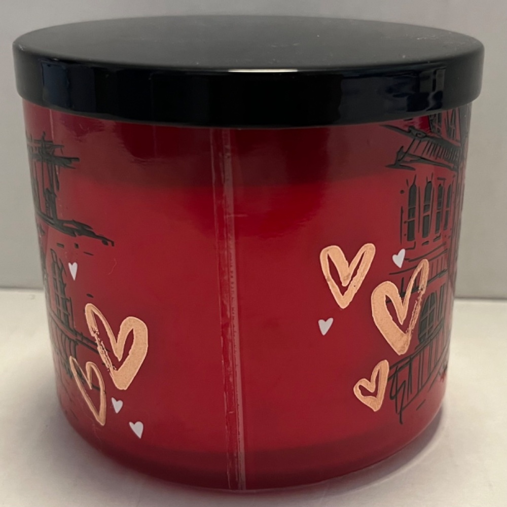 Bath & Body Works PARIS AMOUR EMILY IN PARIS Candle 3 Wicks 14.5 oz NEW - Picture 4 of 7